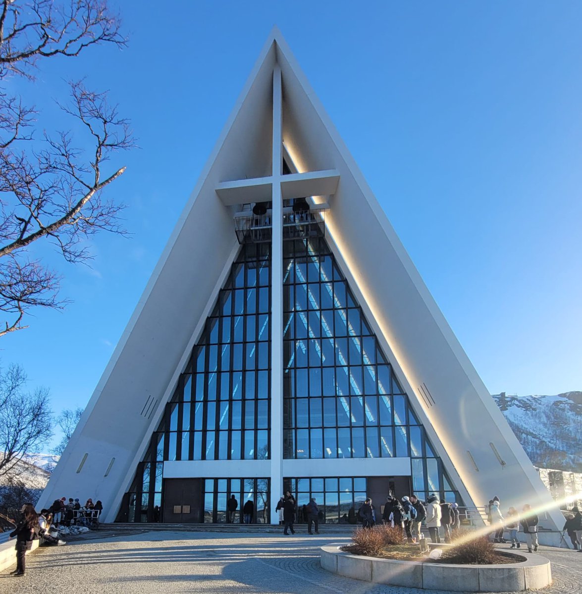 DailyPicTheme2's tweet image. Saturday, 6th September
Today's Daily Picture Theme is 'Triangular'
RT or reply with your own photo
Tomorrow's theme will be 'Unusual'
#DailyPictureTheme
The wonderful #triangular Arctic Cathedral