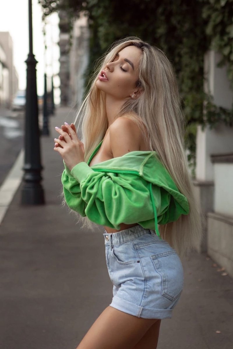 Ekaterina Zueva
#sex #sexy #sexygirls #girls #erotic #erotica #beauty showok.travel.blog/all-entries/