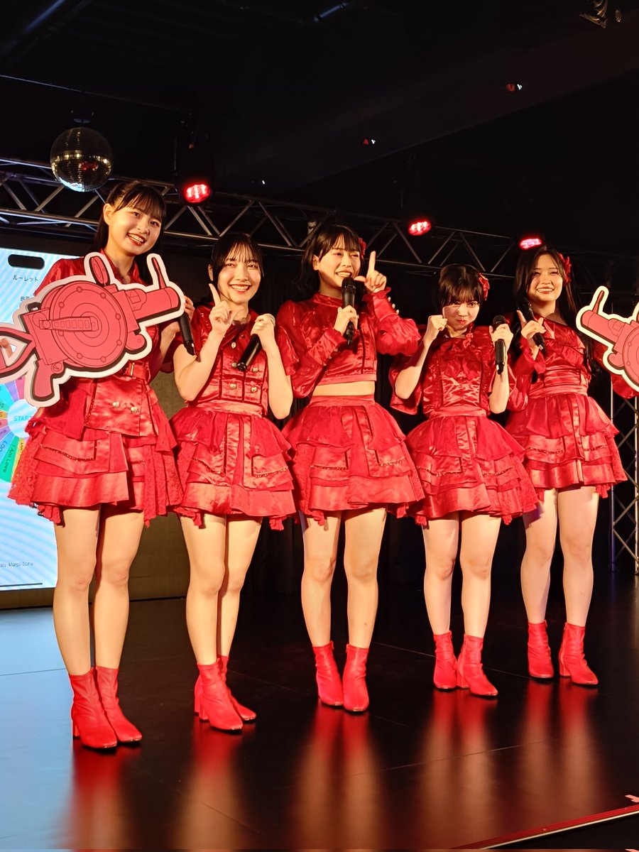 shikittyZ's tweet photo. 九州女子翼、大阪遠征、お疲れ様でした。
本日の打ち上げ、解散発表後に初なのでいろいろ
#914東京をロックオン https://t.co/OgJKF4u9TM