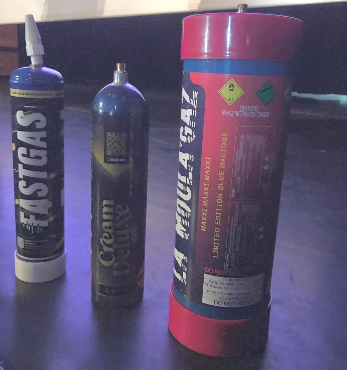 Depuis 2019, #Loos agit contre le mésusage du protoxyde d’azote, 15 arrêtés, prévention à l’école et auprès des jeunes. Face aux limites locales (4T de bonbonnes stockées), nous appelons l’État à interdire sa vente et à renforcer la prévention nationale.