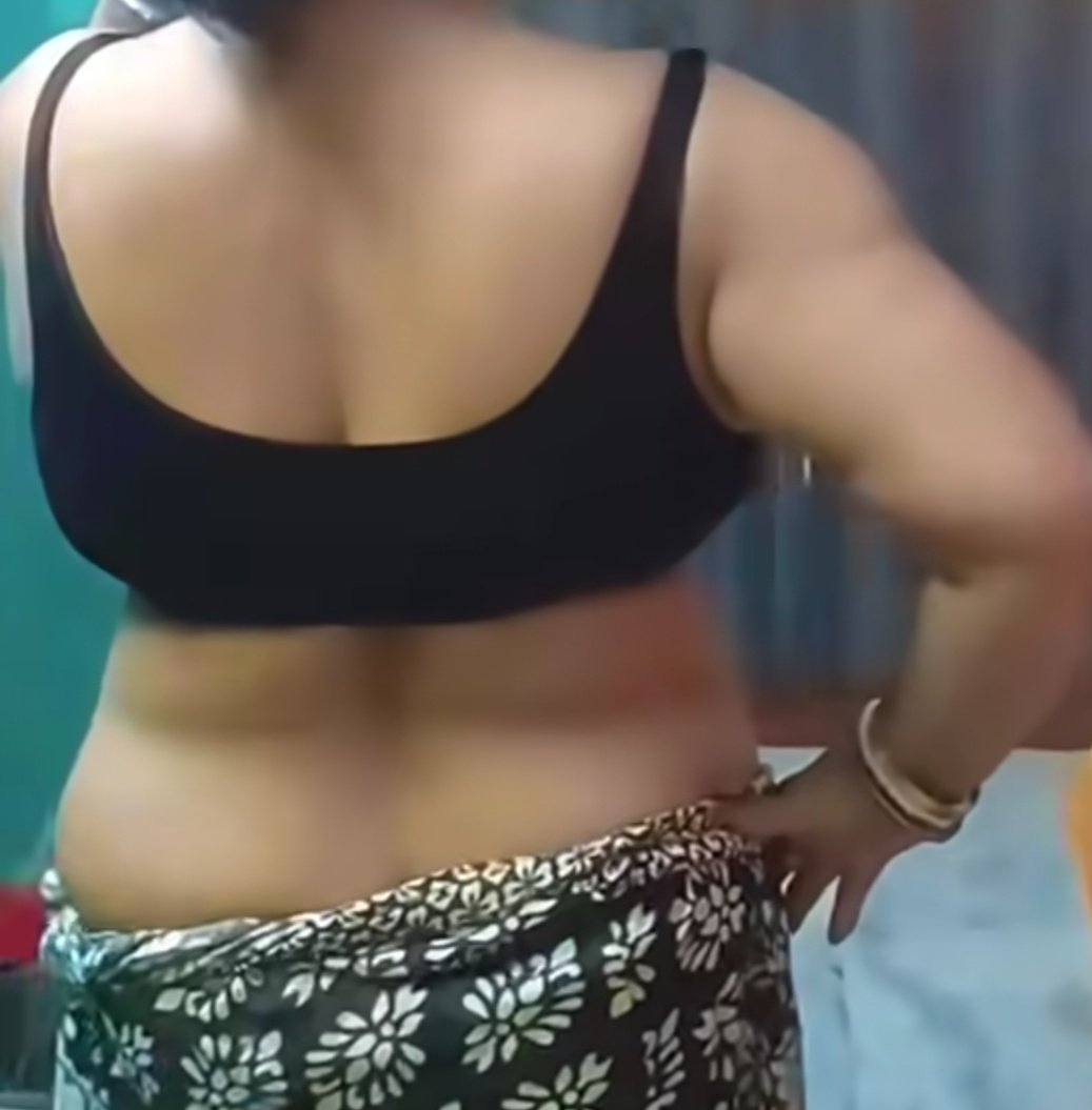 அவரோட 
சில்மிஷத்த
தடுக்கவே
முடிய மாட்டுது🤭🔥