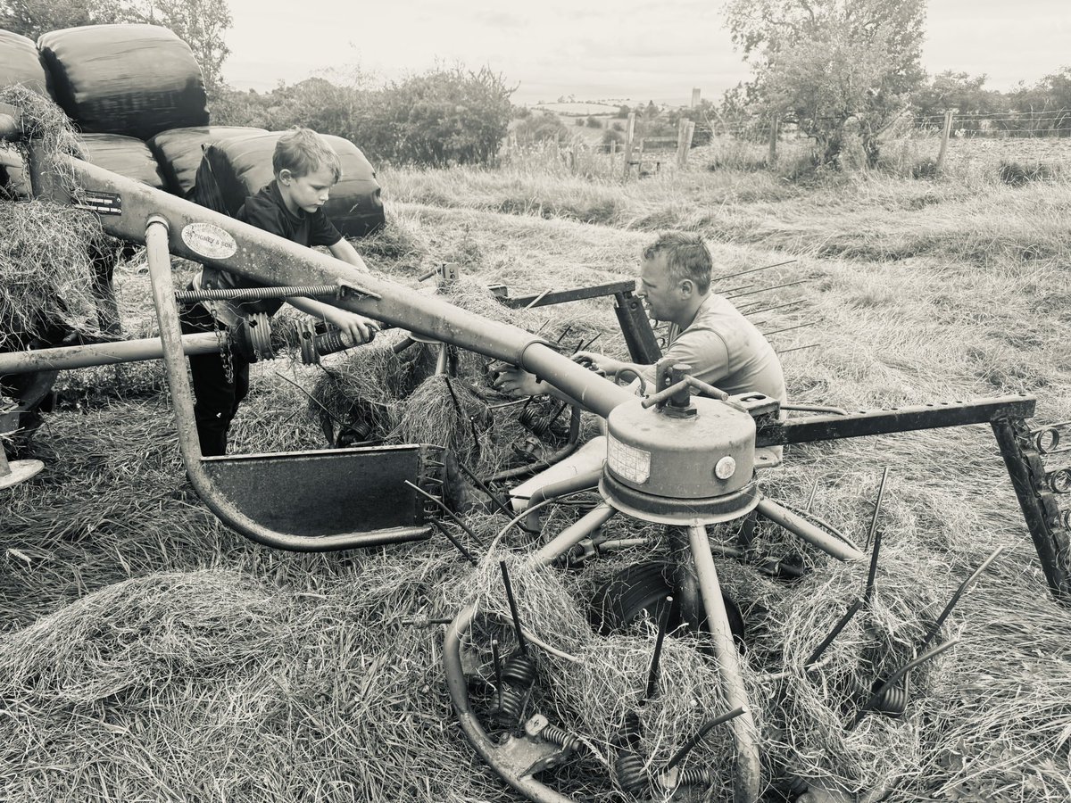 I would not wish for any other life for Ru, he truly thrives when you give him a hammer some spanner’s and space. Learning how to do up the old haybob with Roy before some smart arse comments the tractor is off they are tinkering with it #farmkids #learning <a href="/RoyAshley123/">Roy Ashley</a>