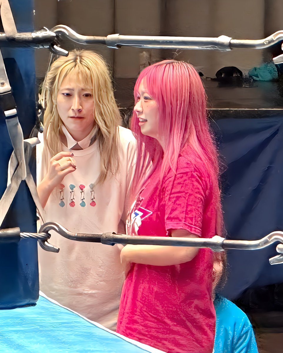 takutora777's tweet image. 2025.8.24 後楽園ホール

#iceribbon 
#柳川澄樺 
#しのせ愛梨紗 

メイン後にミサミサが勝さんとタッグを組むと言って複雑な表情をみせるスミペと愛梨紗さん😭

1111はもちろん、ちあぷりも良いタッグチーム‼️でも2人が組んで戦うのも見てみたいって思うな😊✨