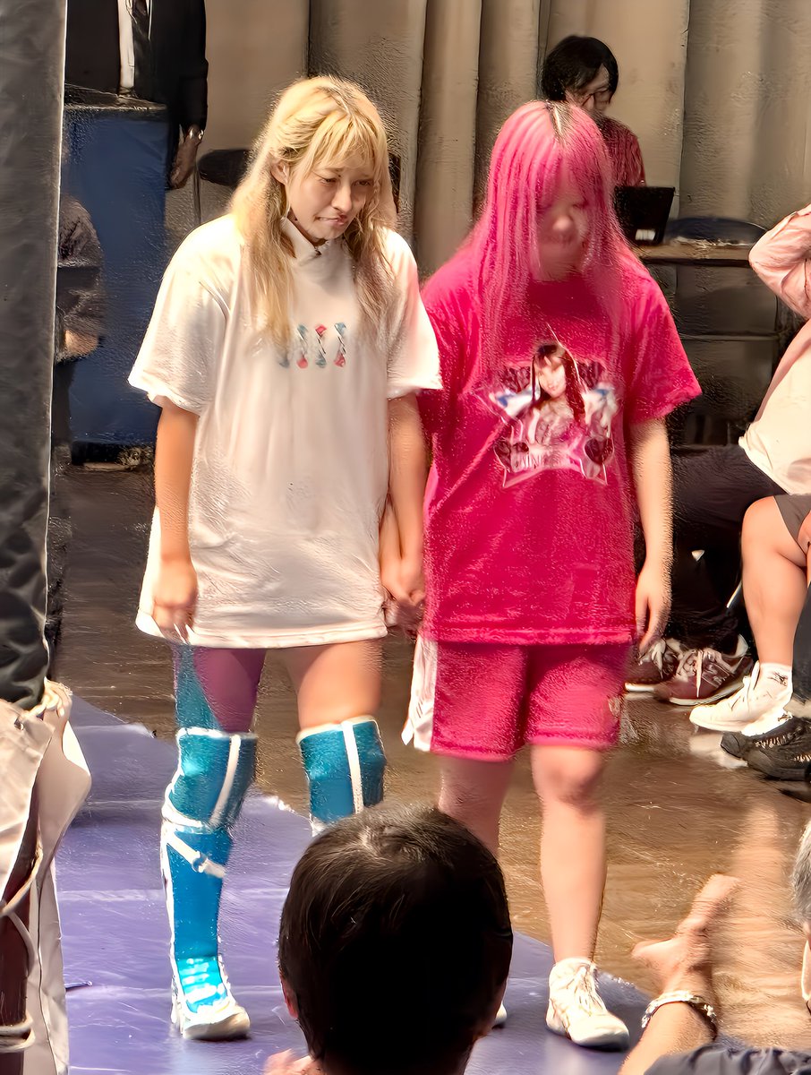 takutora777's tweet image. 2025.8.24 後楽園ホール

#iceribbon 
#柳川澄樺 
#しのせ愛梨紗 

メイン後にミサミサが勝さんとタッグを組むと言って複雑な表情をみせるスミペと愛梨紗さん😭

1111はもちろん、ちあぷりも良いタッグチーム‼️でも2人が組んで戦うのも見てみたいって思うな😊✨