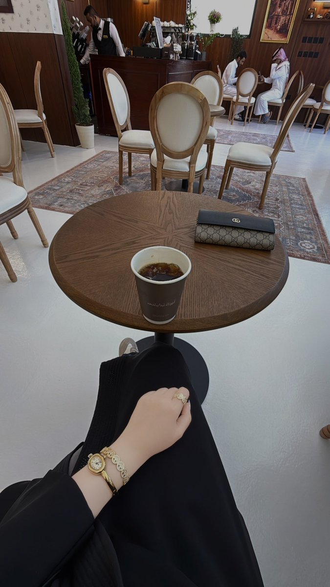 ❣️احب هالقعده❣️