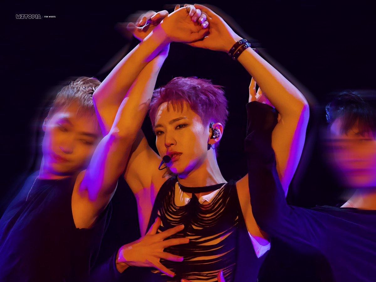 250823 호시우지 팬콘 WARNING 광주

나 이 머리 좋았는데
쪼금 아숩따…

#호우 #호시 #HOSHI #ホシ #권순영 #权顺荣 #세븐틴 #SEVENTEEN <a href="/pledis_17/">세븐틴(SEVENTEEN)</a>