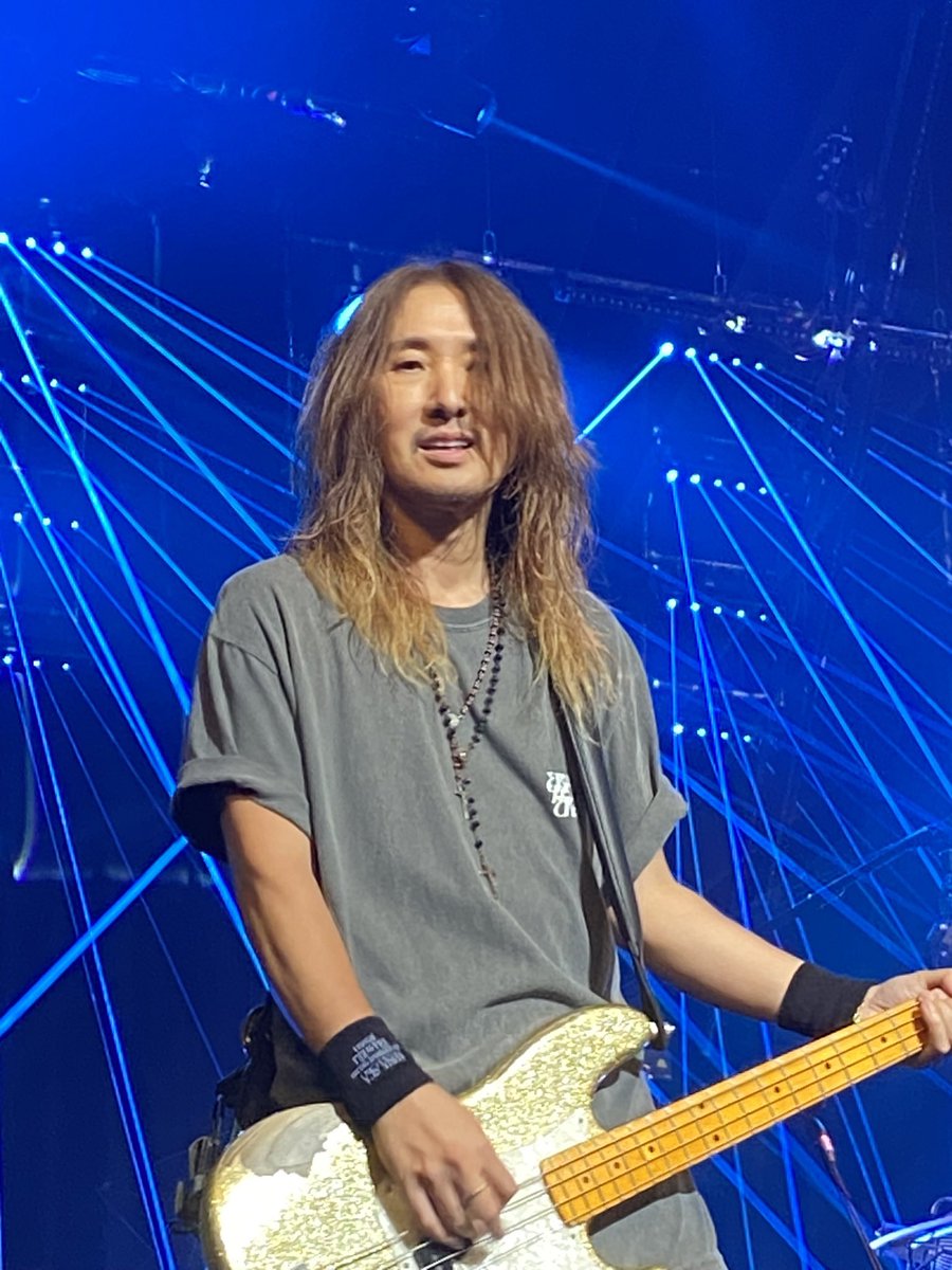 TsujikTsujik8's tweet image. ERAtoERA 
2024.8.24  IMAGE or REAL 東京ガーデンシアター　

覚悟と決意をもって挑んだガーデンシアター。
全身全霊で音を浴びてきたのを思い出す、、最高に熱かった。
あれからもう一年。
今があるのはLUNA SEAのおかげ。
#LUNAPIC
#LUNASEA
#東京ガーデンシアター