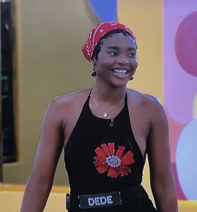 flvibe's tweet photo. Who are you supporting after last night’s altercation?

Like ❤️ for Dede

Retweet for Big Soso 🔁

#Dede #BigBrotherNaija #BBNaijaS10 https://t.co/4dWKB1bBTy