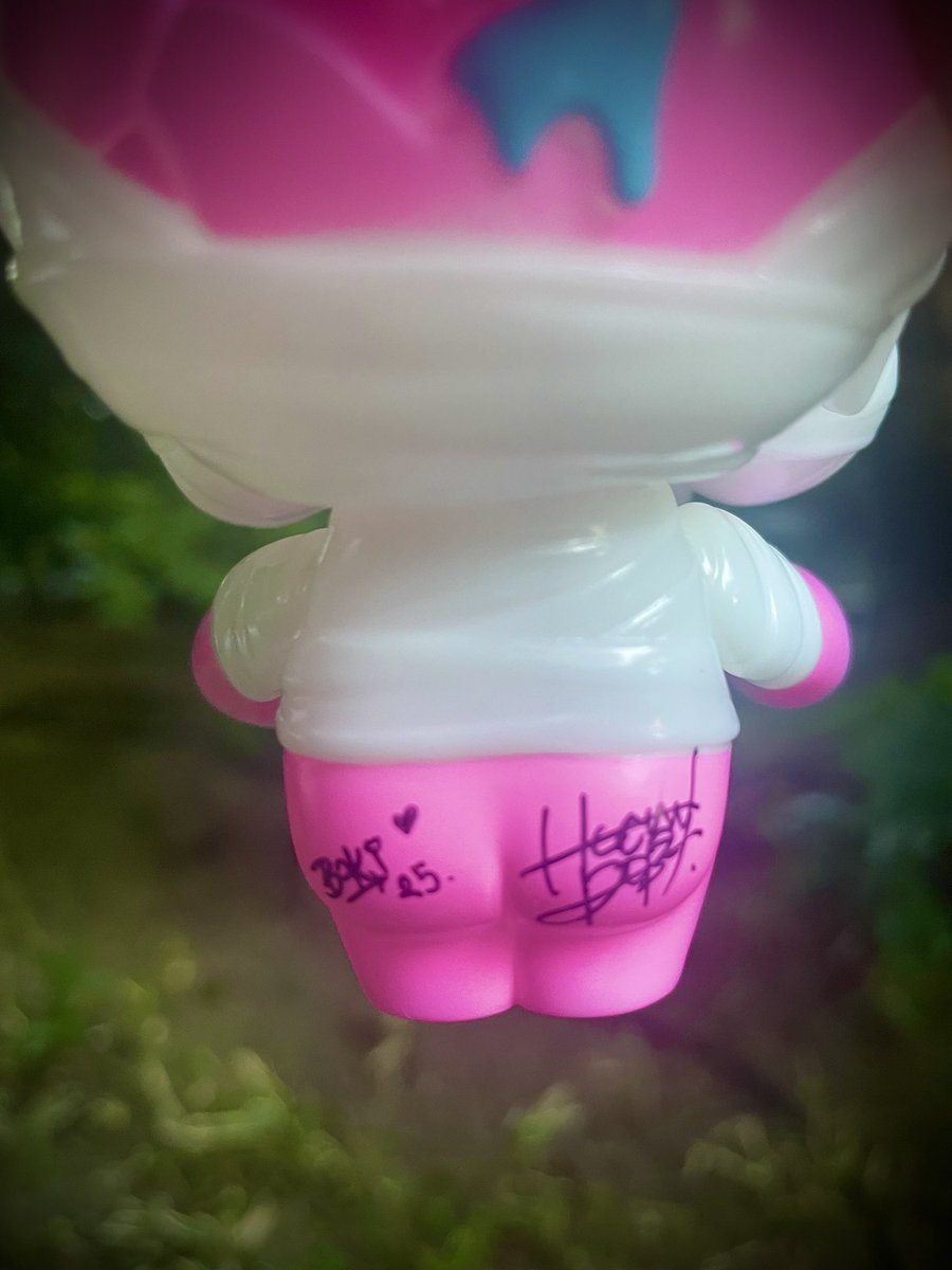 おしりのサインが揃った‼︎
ありがとうございます

<a href="/humanrobot_toys/">HUMAN ROBOT</a>