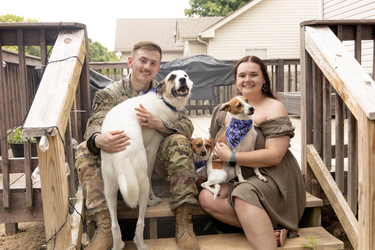 kellxh's tweet photo. roscoe got his dad back ❤️ 🇺🇸 https://t.co/KFb2ousGp3