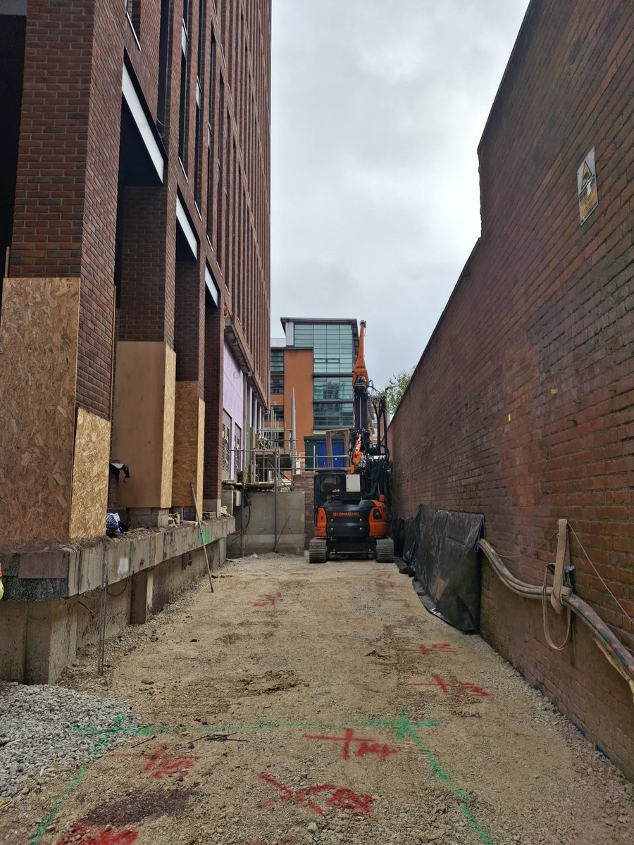 AGDEquipment's tweet image. Comacchio CH150 #RestrictedAccess bored piling rig installing 450 mm diameter piles in Manchester for Foundation Piling 

In a tight spot? Call @AGDEquipment we have the solution

Available for sale or hire nationwide with experienced operators from UK &amp;amp; Ireland dealers