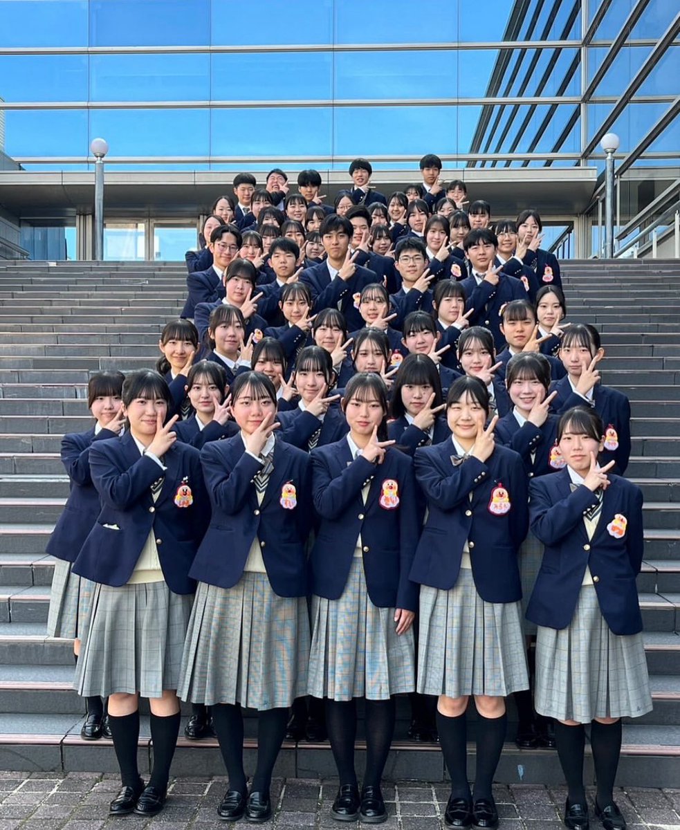 officialTomisui's tweet photo. 4月5日、無事第51回定期演奏会を開催することが出来ました🐳
色々と手伝っていただいた先輩方、広告掲載にご協力頂いた企業の方々、ご来場してくださった皆様、本当にありがとうございました🙇‍♀️
この本番をもって74期から75期に代替わりしますが、これからもとみすいをよろしくお願いします✨️ https://t.co/XeDISVZwYG
