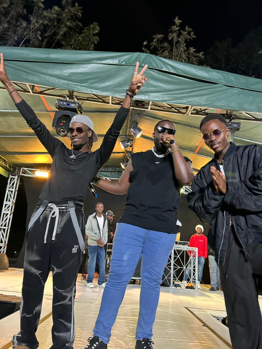 driangel256's tweet photo. Everything is happening fam. ARTISTRY PRESENTATION . Thank y'all good music lovers💯💯 https://t.co/0YiN5cBL5f