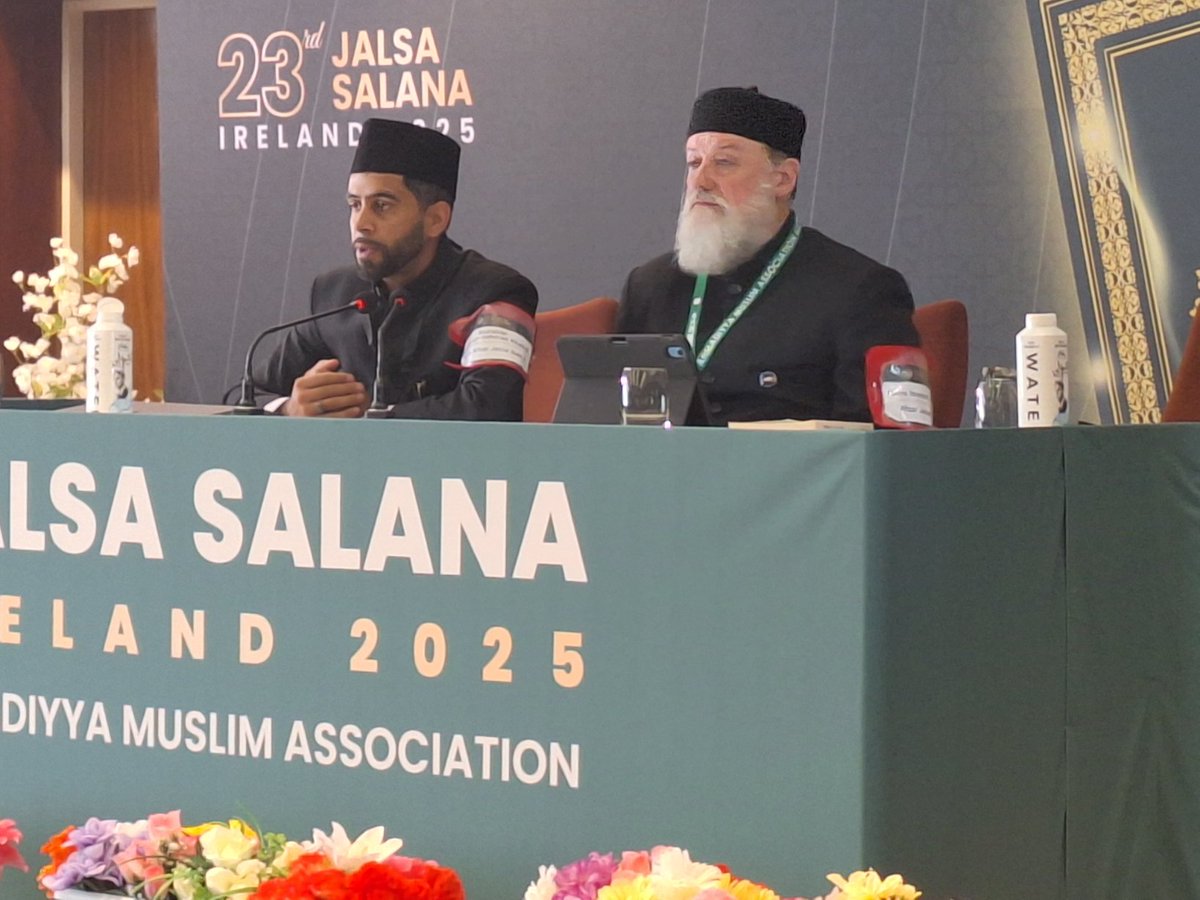 Great questions being asked and fantastic answers. MashaAllah