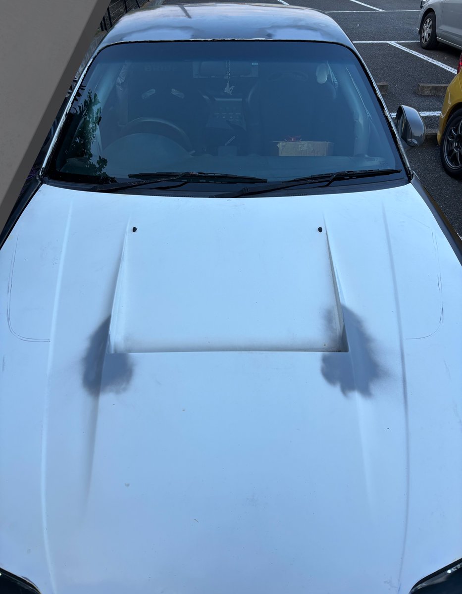 来賓の方々のご協力によりフロントガラス交換できました。