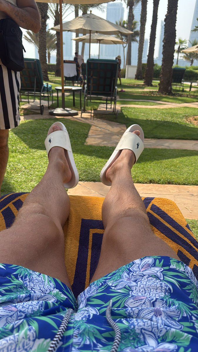 masterchad17's tweet image. Another day