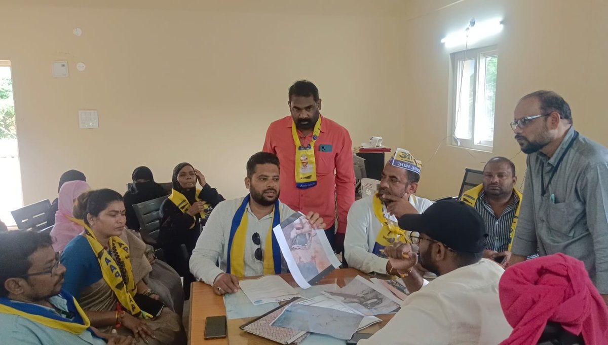 Sadeq Bin Yousuf Salam (@sadeqbinsalam1) on Twitter photo Successfully staged a protest at Mir Alam Filter, Rajendra Nagar against civic issues in Hassan Nagar & Shastripuram including waterlogging, overflowing drains, open manholes & low water pressure. Submitted a representation to the Manager.
<a href="/AAPTELANGANA/">AAP TELANGANA</a> <a href="/PKakkar_/">Priyanka Kakkar</a> <a href="/aapkamutayyeb/">Mutayyeb Firdous</a> Successfully staged a protest at Mir Alam Filter, Rajendra Nagar against civic issues in Hassan Nagar & Shastripuram including waterlogging, overflowing drains, open manholes & low water pressure. Submitted a representation to the Manager.
<a href="/AAPTELANGANA/">AAP TELANGANA</a> <a href="/PKakkar_/">Priyanka Kakkar</a> <a href="/aapkamutayyeb/">Mutayyeb Firdous</a>
