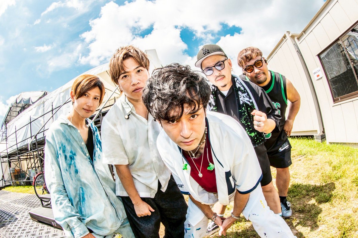 yappatakashi's tweet image. 本日は青春ヶ丘俊光サポート。
初のワイバン🎸

これまでのツアーやワンマンを経て、
青春ヶ丘ファンのみんなと作ってきたものが大勢の初見の方の目と耳に触れられた気がする！

8月も終盤、最高な夏の日をありがとう🔥

#WILDBUNCHFEST2025