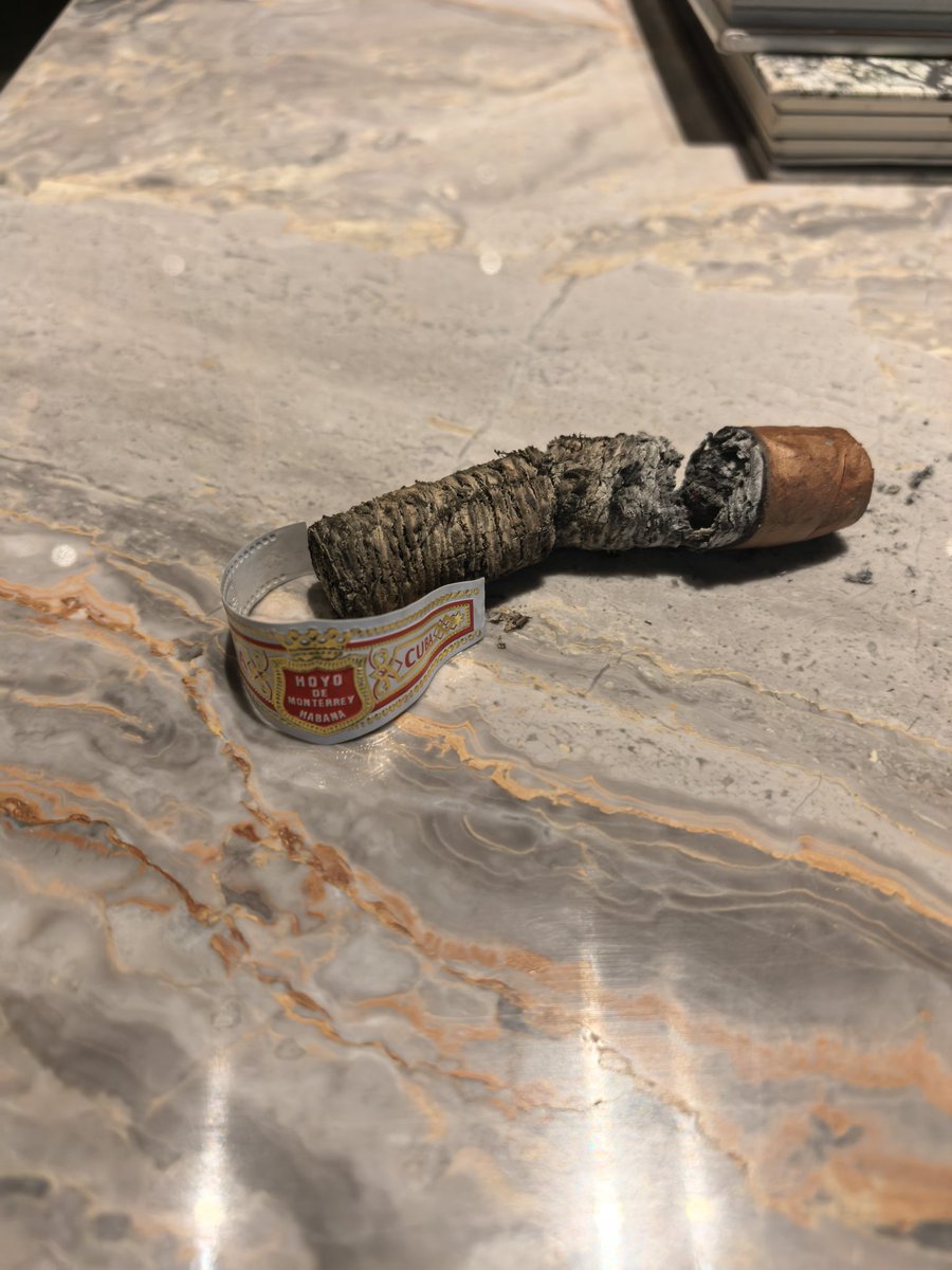 这个灰从头持到尾，可惜拍照的时候断了😂