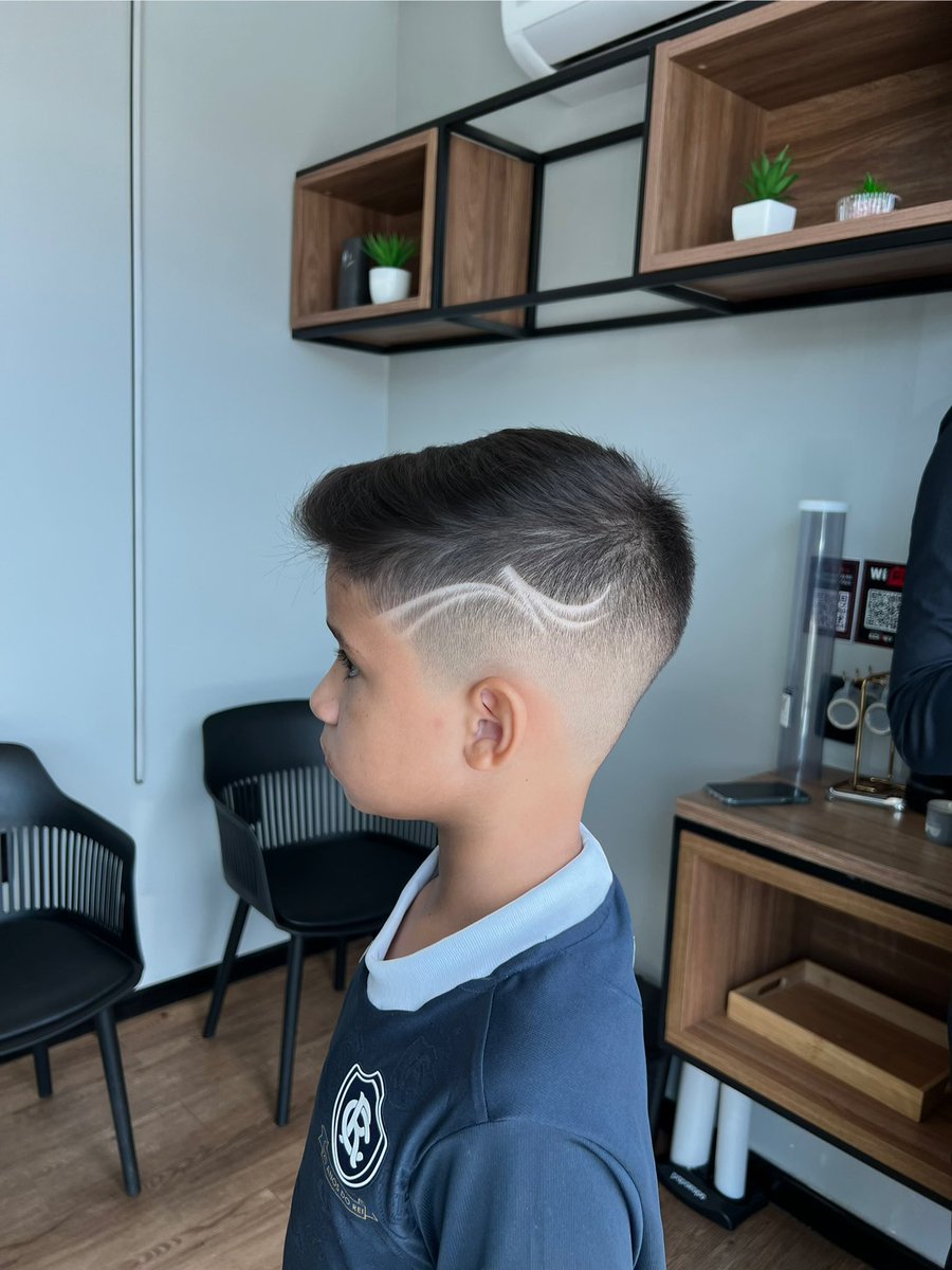 EdineyBarber's tweet photo. #haircut #hairkids https://t.co/GC3ygZiddF