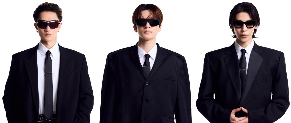 Snow Man 'カリスマックス'

“カリスマックス”フォト公開🕶️

#SnowMan
#岩本照 #深澤辰哉 #ラウール
#カリスマックス
#カリスマックスプロジェクト
#時代はパラっと超えろ