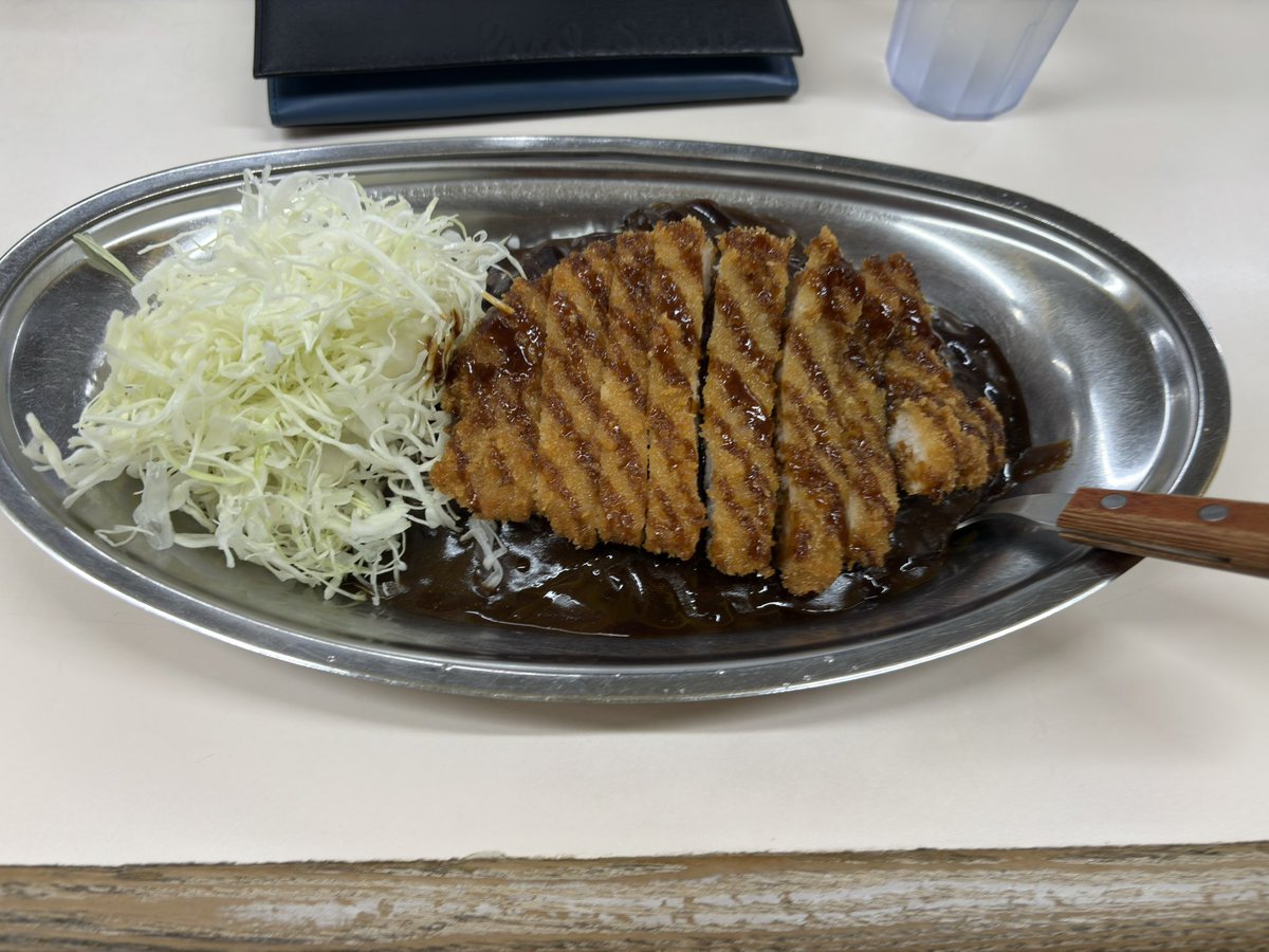 km_kn11's tweet photo. 昨日の夜飯はゴーゴーで今日の昼飯はチャンカレ🍛
みなさんどっち派？ https://t.co/xt4Js02Xi3
