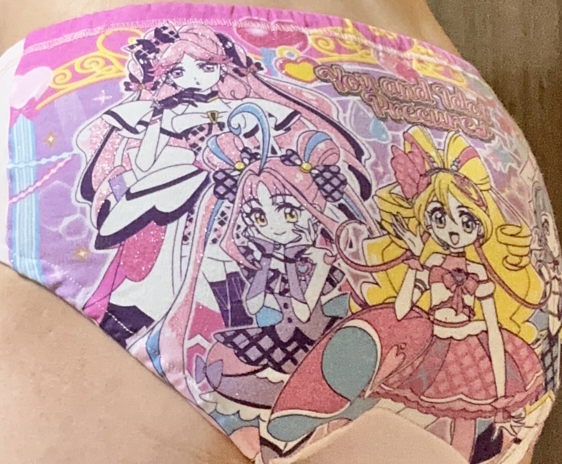 キミプリ新柄2枚目履いてみた
プリントが大きくて可愛いです！