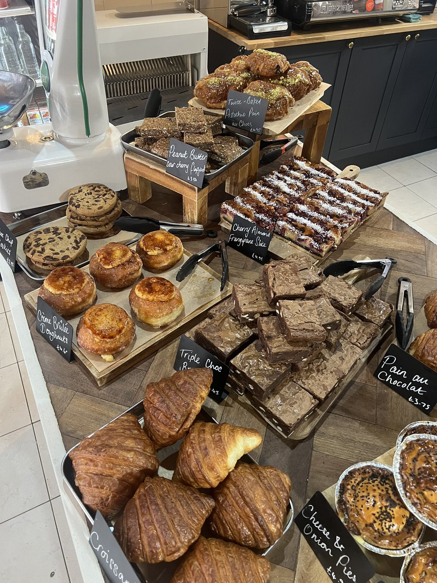 Ushers Bakehouse tweet media