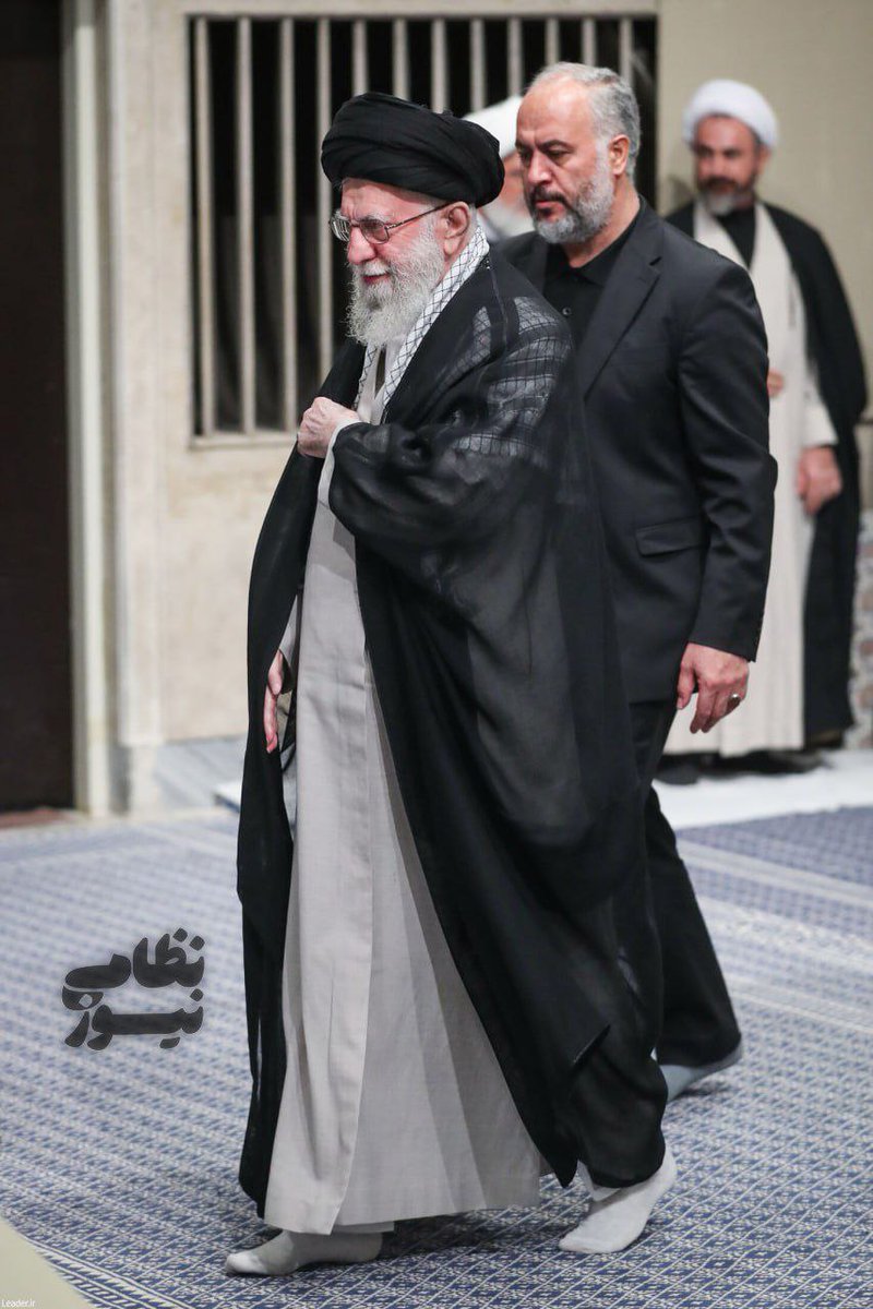 فرمانده کل قوا ،حضرت آیت الله خامنه‌ای:

  مشکل ما با آمریکا حل نمی‌شود، چون می‌خواهد ایران مطیع اوامرش باشد