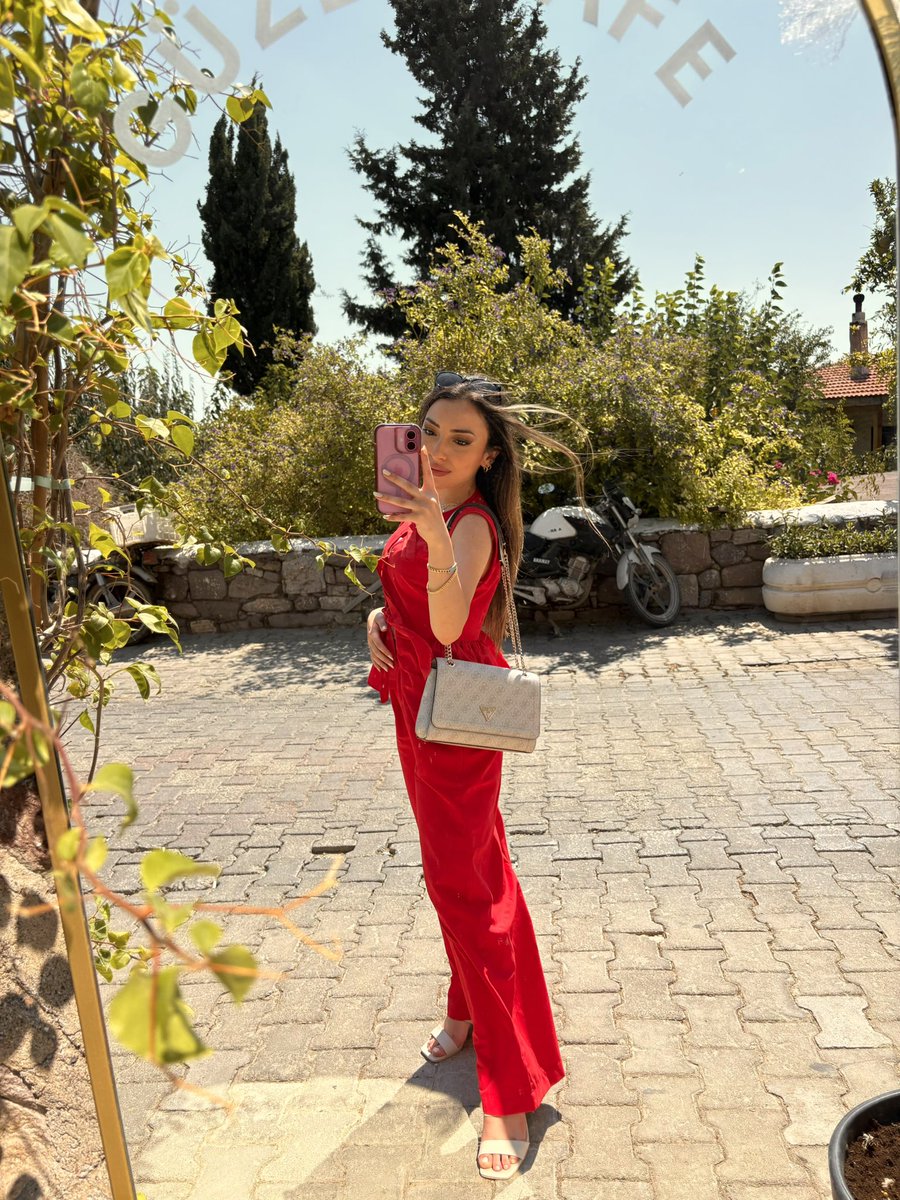 Esilada's tweet photo. 🍓🐚💌🥥🍉 https://t.co/Cm7JM6yt81