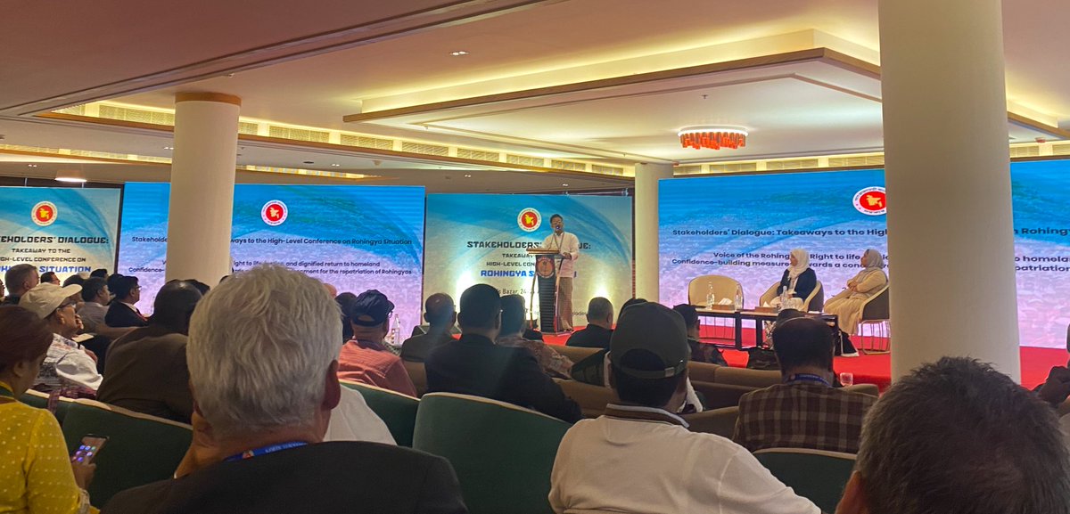 John Quinley III (@john_hq3) on Twitter photo Myanmar 🇲🇲/ Bangladesh 🇧🇩
Khin Maung says he wants citizenship and rights in Myanmar.
<a href="/FortifyRights/">Fortify Rights</a> joining the Rohingya Conference in Cox’s Bazar from August 24-26. Myanmar 🇲🇲/ Bangladesh 🇧🇩
Khin Maung says he wants citizenship and rights in Myanmar.
<a href="/FortifyRights/">Fortify Rights</a> joining the Rohingya Conference in Cox’s Bazar from August 24-26.