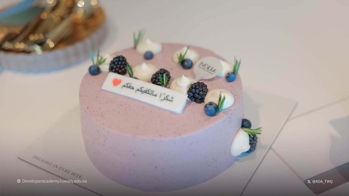 بمنهجية تعلّم تطبيقية، ورحلة معرفيّة بالذكاء الاصطناعي؛
ختام "البرنامج التأسيسي في الذكاء الاصطناعي" ضمن تجربة متكاملة في #أكاديمية_مطوري_آبل