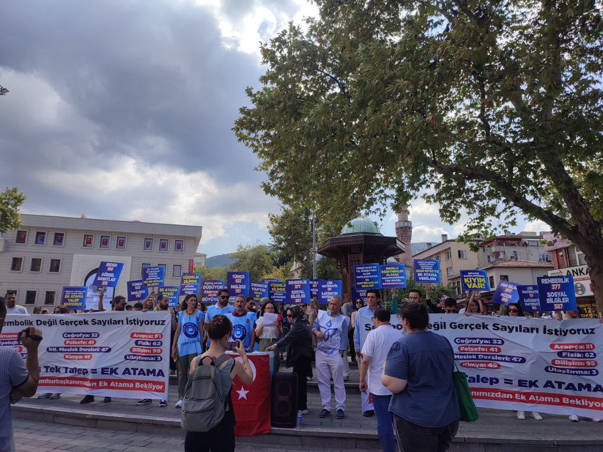 2024 Kpss Ek Atama (@2024kpssatamasi) on Twitter photo Bursa’da Ek Atama bekleyen öğretmenler.
Kontenjan mağduriyetinin biran önce çözülmesini talep etti.
<a href="/RTErdogan/">Recep Tayyip Erdoğan</a>
<a href="/Yusuf__Tekin/">Yusuf Tekin</a>
#Bursada2024EkAtama Bursa’da Ek Atama bekleyen öğretmenler.
Kontenjan mağduriyetinin biran önce çözülmesini talep etti.
<a href="/RTErdogan/">Recep Tayyip Erdoğan</a>
<a href="/Yusuf__Tekin/">Yusuf Tekin</a>
#Bursada2024EkAtama