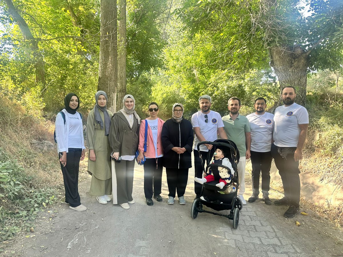 📍Kayseri

Birlik Vakfı ile ailelerimiz, gençlerimiz ve çocuklarımızla bir araya geldik; sohbet ettik, marşlar söyledik. Doğal ve tarihi mekanlarımızda gerçekleştirdiğimiz yürüyüşle güne anlamlı bir başlangıç yaptık.

Bu güzel sabah için Birlik Vakfı Başkanı Sn. Bilal Habeş Bulut