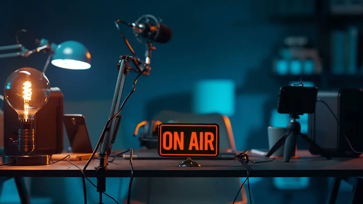 🎙️A series of NEW podcast shows is coming soon. 👏🥳

We will be exploring many areas of the entertainment industry with NEW exciting shows...👍

#SundayBrunch #Radio #podcast #TrendingNow #newchallenge #StartupLife #inovate #dreambig
