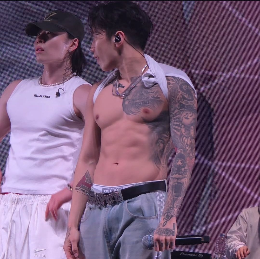 JP14Eva's tweet photo. Keep It Sexy #JayPark

cr ig: worldwide870425 https://t.co/Va4yvOkvOd