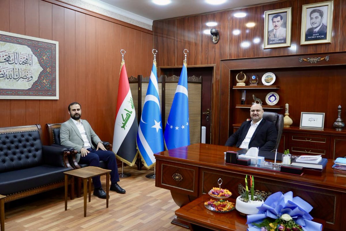 قمتُ بزيارة السيد <a href="/SemanAgaoglu/">Mehmet Seman Ağaoğlu</a> رئيس الجبهة التركمانية العراقية، وكانت فرصة طيبة لتبادل الآراء حول القضايا ذات الاهتمام المشترك. اشكر جنابه على حسن الاستقبال والضيافة.