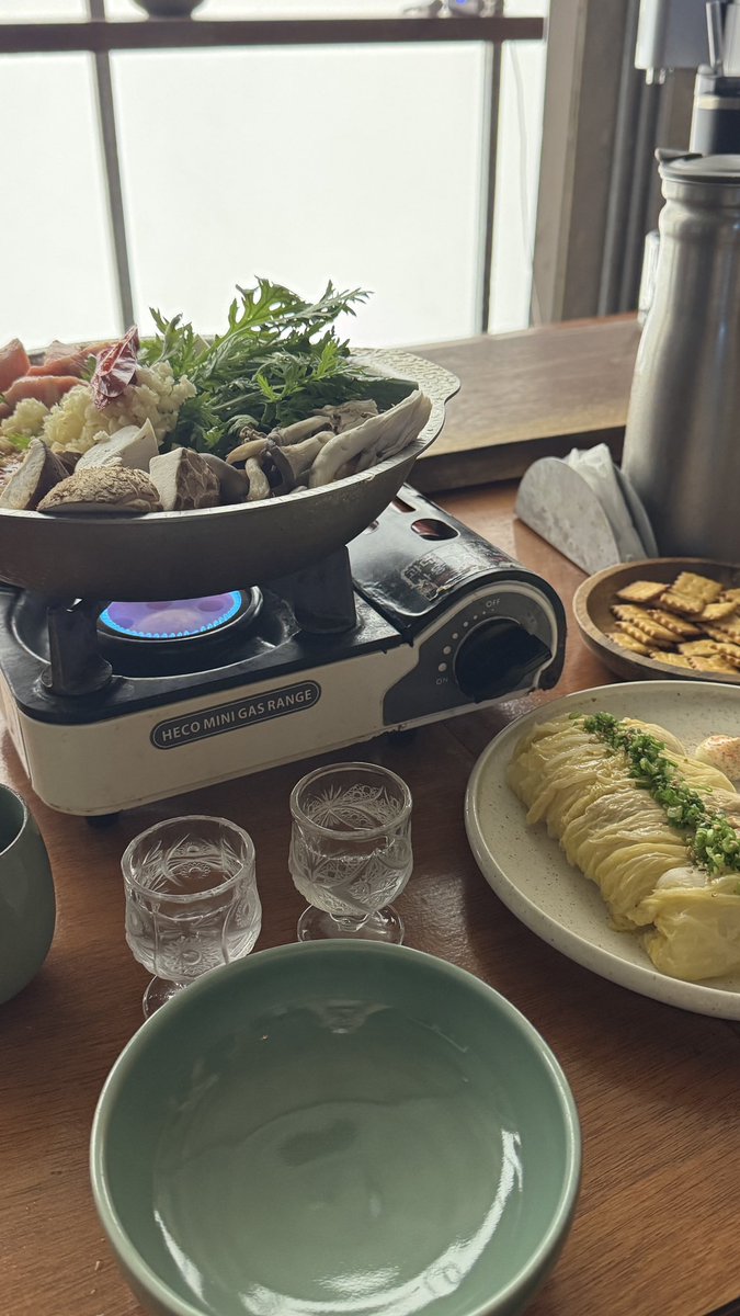 👯‍♀️👯‍♀️👯‍♀️🍸💕