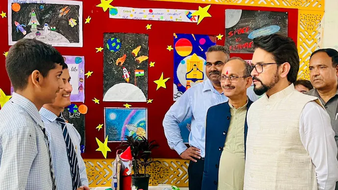 IndiaToday (@indiatoday) on Twitter photo ๐๐๐ง๐ฎ๐ฆ๐๐ง ๐จ๐ซ ๐๐๐ข๐ฅ ๐๐ซ๐ฆ๐ฌ๐ญ๐ซ๐จ๐ง๐ ? ๐
๐ข๐ซ๐ฌ๐ญ ๐ฌ๐ฉ๐๐๐ ๐ญ๐ซ๐๐ฏ๐๐ฅ๐ฅ๐๐ซ ๐๐ง๐ฌ๐ฐ๐๐ซ ๐๐ฑ๐ฉ๐จ๐ฌ๐๐ฌ ๐๐จ๐ฎ๐๐ฅ๐ ๐ซ๐จ๐ญ
BJP MP Anurag Thakur's interaction with students, where he suggested "Hanumanji was the first man in space", is problematic on multiple ๐๐๐ง๐ฎ๐ฆ๐๐ง ๐จ๐ซ ๐๐๐ข๐ฅ ๐๐ซ๐ฆ๐ฌ๐ญ๐ซ๐จ๐ง๐ ? ๐
๐ข๐ซ๐ฌ๐ญ ๐ฌ๐ฉ๐๐๐ ๐ญ๐ซ๐๐ฏ๐๐ฅ๐ฅ๐๐ซ ๐๐ง๐ฌ๐ฐ๐๐ซ ๐๐ฑ๐ฉ๐จ๐ฌ๐๐ฌ ๐๐จ๐ฎ๐๐ฅ๐ ๐ซ๐จ๐ญ
BJP MP Anurag Thakur's interaction with students, where he suggested "Hanumanji was the first man in space", is problematic on multiple