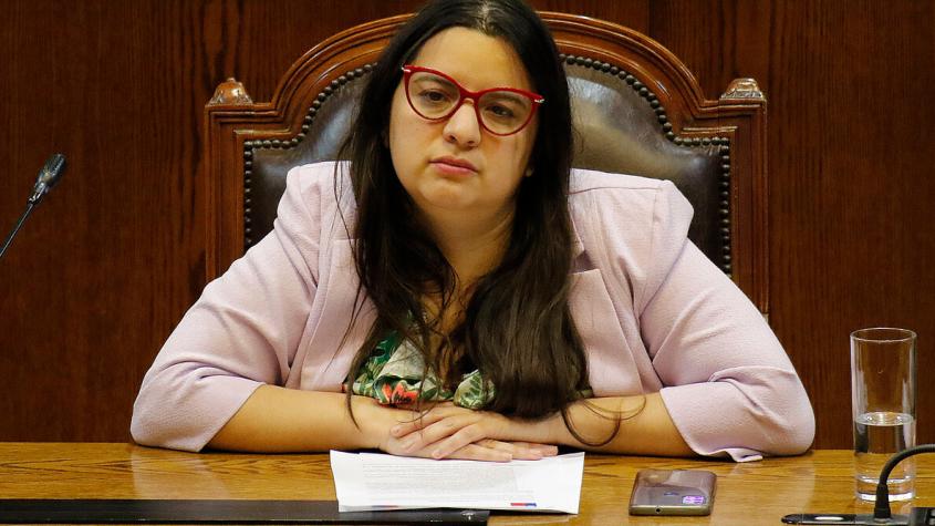 Advierten que el proyecto para eliminar el CAE (FES) está mal calculado y quebrará el país gamba.cl/2025/08/proyec…