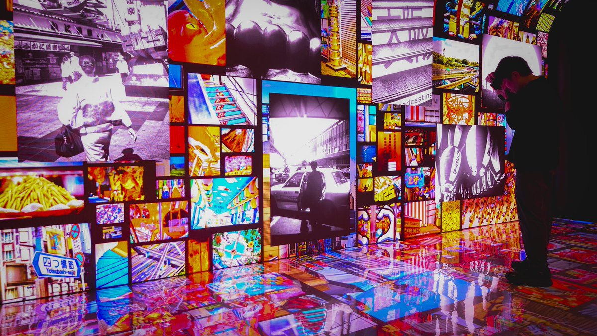 Key_can5's tweet image. 西田航さんの写真展「OSAKA IN TWO」 📸を観て来ました😄
プリント＆プロジェクションの静と動が織り成す新感覚の迫力ある展示です🤗
お話もできて楽しかったです🎶

2025年8月23日(土)〜31日(日)
11時〜16時(休:8/26,30)

グランドプリンスホテル大阪ベイ B1F
大阪市住之江区南港北1-13-11

＃西田塾