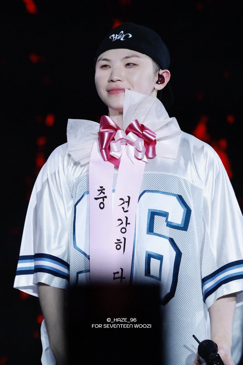 250824 광주

#세븐틴 #SEVENTEEN #우지 #WOOZI