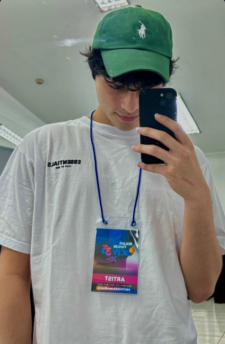 Matthieversofc's tweet photo. Artis kesayangan kita 😎 Semangat terus ya ganteng

#MATTHEWKENEVAN
#HUTSCTV35 https://t.co/9VIsPG7hPL