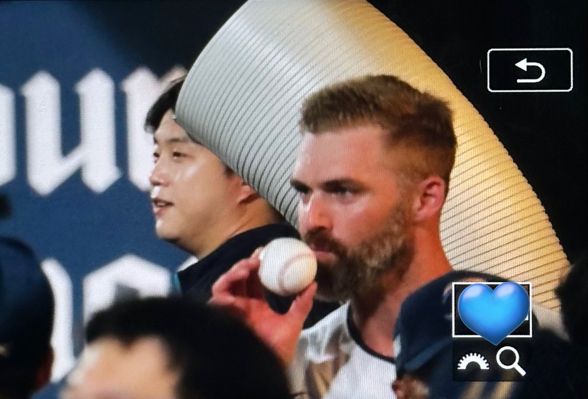 진짜 그만 웃기세요 아놔