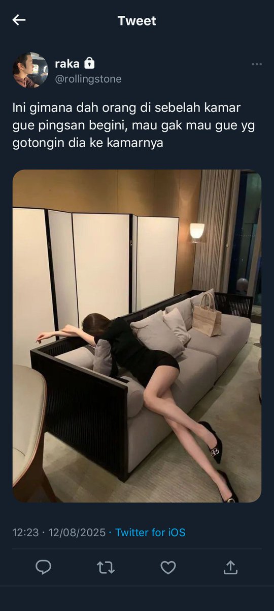 mouriverie's tweet photo. strangers heal my wounds
cw// slighty mature 

jungwoo few tweets au. https://t.co/o8AaBVgVMI