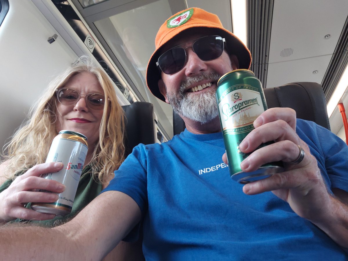 Remember Charlotte 💛🌻 tweet media