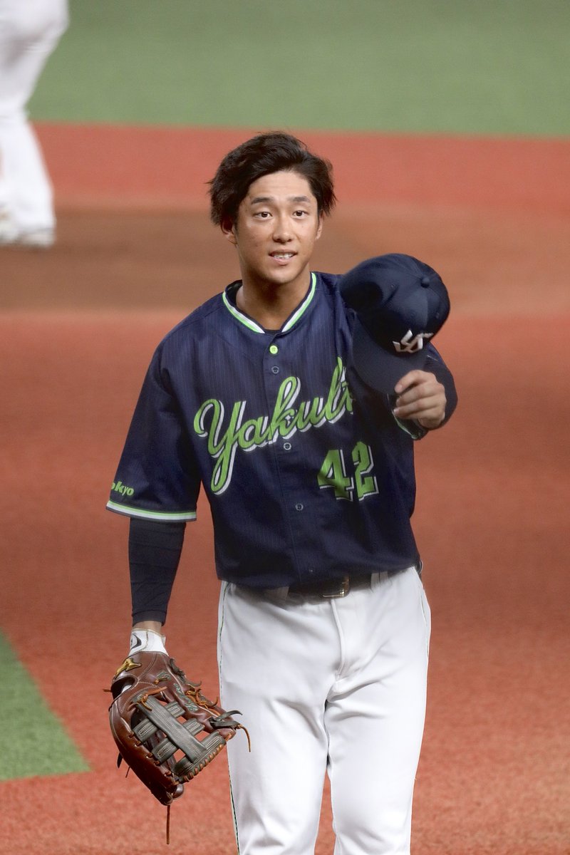 塁審にご挨拶の澤井廉さん
2025/08/24
#澤井廉 #swallows