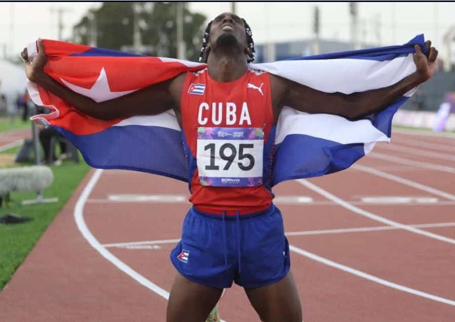 #Cuba parece pequeña, pero es terca. Y en esa terquedad reside su grandeza: sigue pariendo atletas q a puro coraje, se atreven a resistir; es la prueba viva de q aún existe una cantera fértil, incluso en medio de tiempos difíciles. #CubaEstáFirme