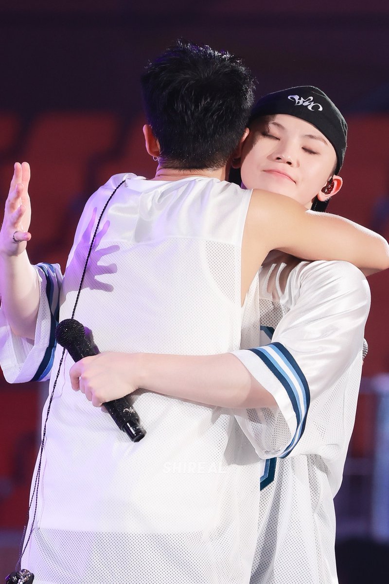 호시🐯 SHIREAL tweet media