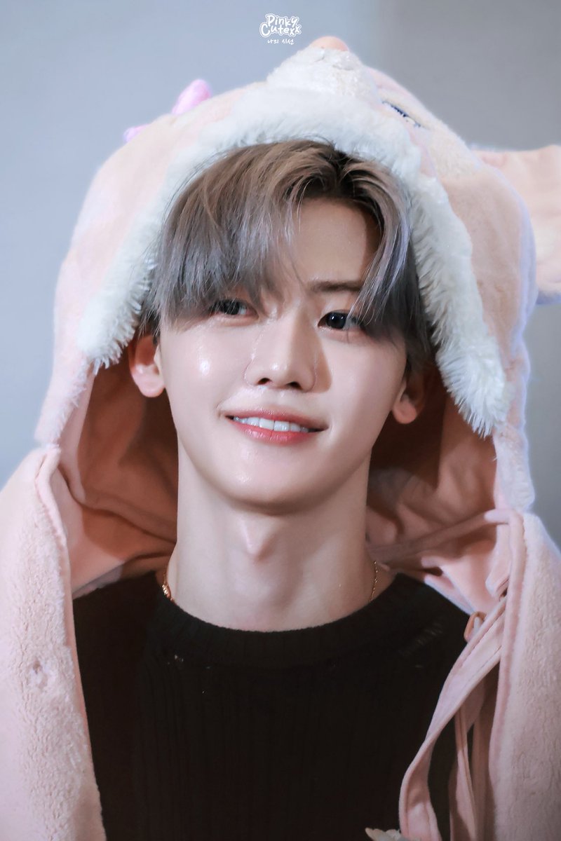 250819 StarRiver day1

🤍

#재민 #나재민 #JAEMIN
#NCT #NCTDREAM